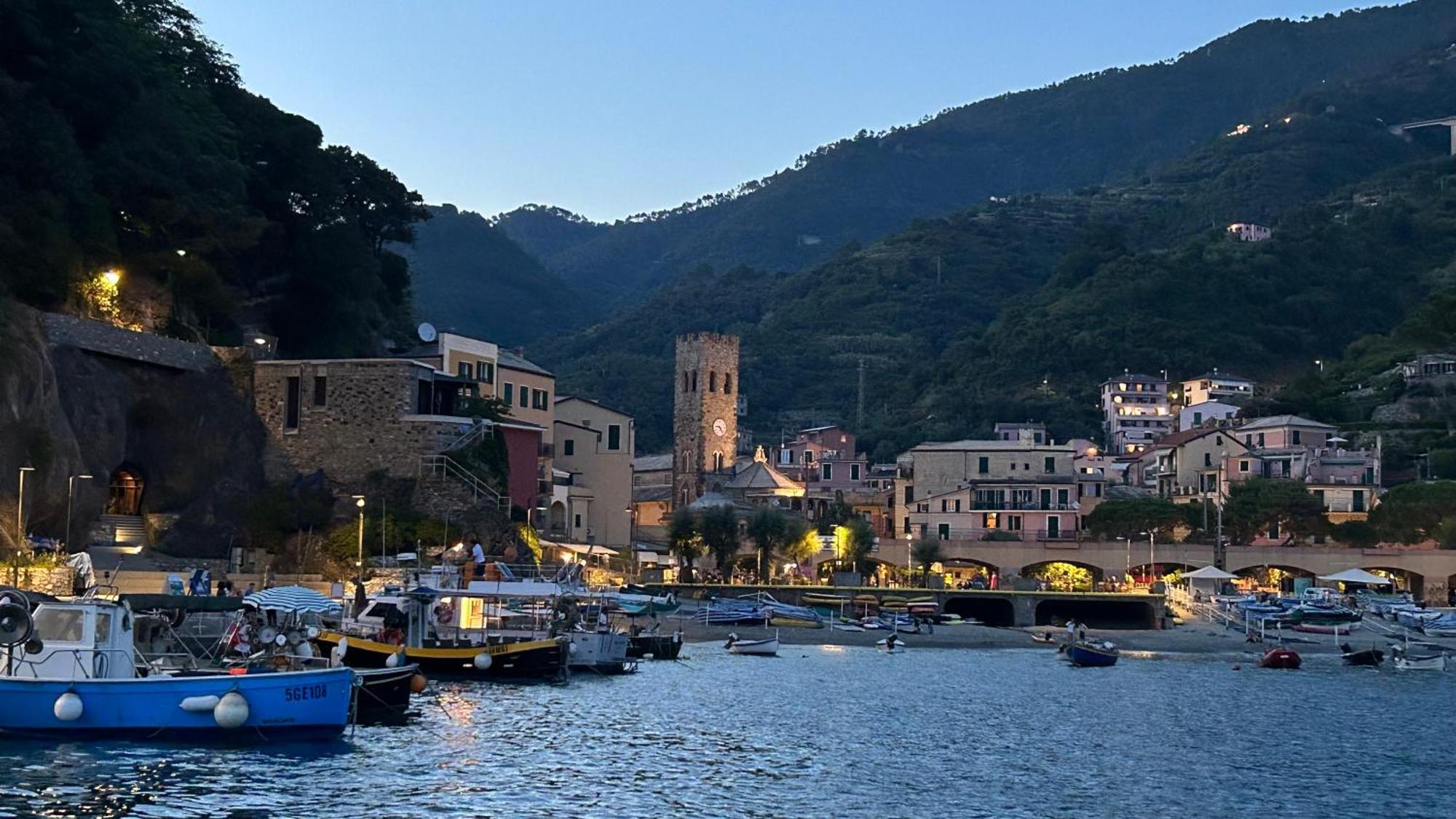 Appartamento Basuetta Alle Cinque Terre Con Ac Monterosso al Mare Exteriör bild